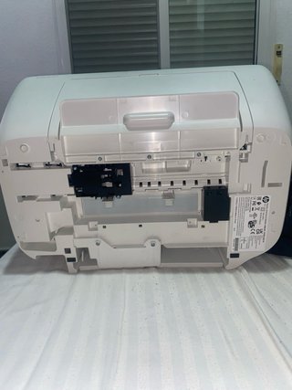 Impresora HP DeskJet 2820e