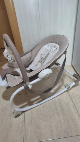 Hamaca reclinable y acolchada para bebé