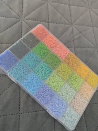 Caja de cuentas Pyssla 2,6 mm / 24 colores NUEVO
