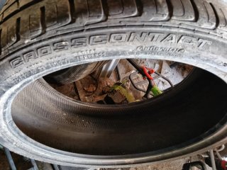 Neumático de coche