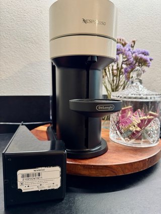 Macchina Caffè Nespresso Vertuo Next