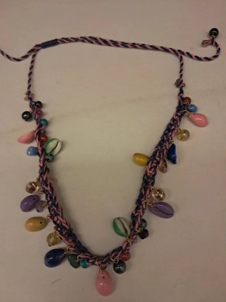 Conjunto collar y pulsera conchas y abalorios