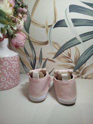 Zapatillas rosas bebé con animalito talla 18