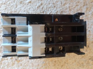 Contactor + relé térmico AGUT 4-6,5A trifásico