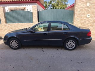 Mercedes-Benz Clase E 2004