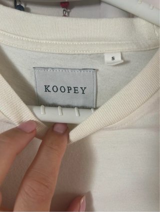 Camiseta Koopey S Crema Logo León