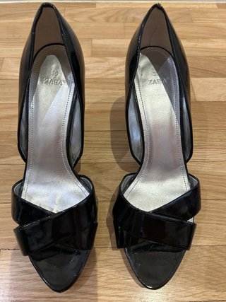 Zapatos tacón charol Zara T.39