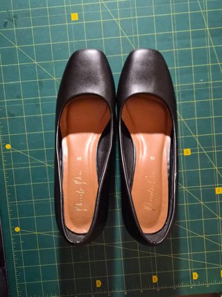 Zapatos de tacón bajo negros talla 39