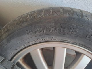 Neumáticos + llantas Audi (4 unidades)