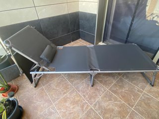 Tumbona Livarno reclinable con parasol regulable