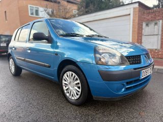 Renault Clio 2003