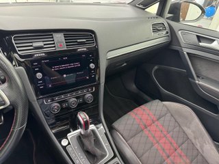Volkswagen Golf GTI TCR 2.0 TSI 213kW(290CV) DSG
