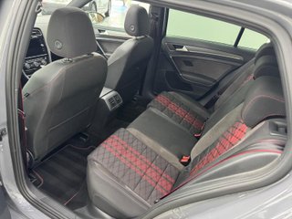 Volkswagen Golf GTI TCR 2.0 TSI 213kW(290CV) DSG