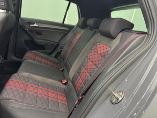 Volkswagen Golf GTI TCR 2.0 TSI 213kW(290CV) DSG