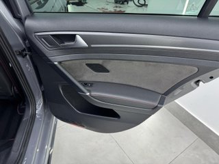 Volkswagen Golf GTI TCR 2.0 TSI 213kW(290CV) DSG