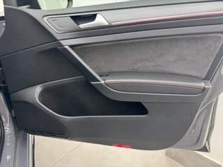 Volkswagen Golf GTI TCR 2.0 TSI 213kW(290CV) DSG