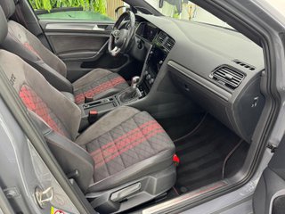 Volkswagen Golf GTI TCR 2.0 TSI 213kW(290CV) DSG