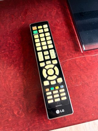 Televisor LG Negro 112cm x68 cm