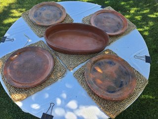 Juego platos y fuente barro