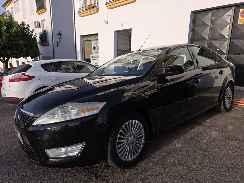 Ford Mondeo 2009 - foto 1