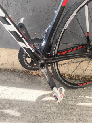 Bicicleta Scott Addict Carbono 11v