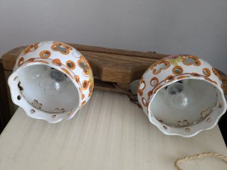 Lampadario vintage legno e ceramica decorata
