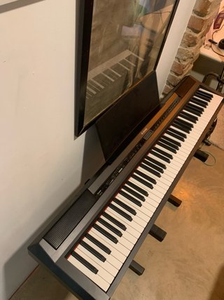 Piano Donner DEP-20 con pedal y patas