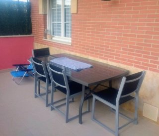 Mesa de comedor exterior cristal y metal