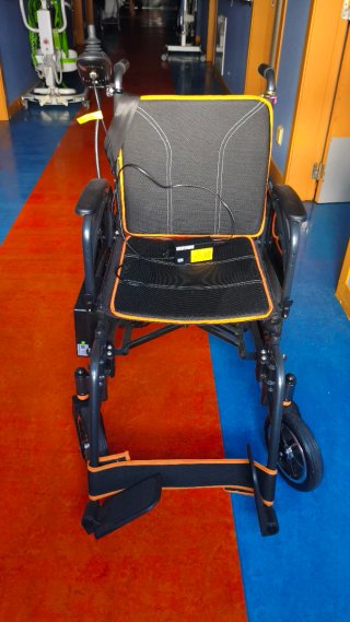 Silla de ruedas eléctrica en garantía