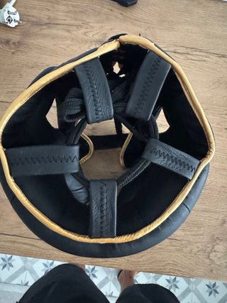 Casco Boxeo Army War Negro/Dorado