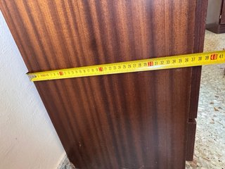 Mueble madera con cajones y escritorio