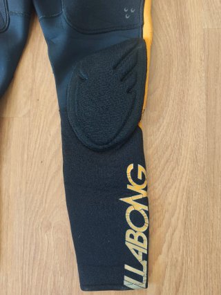 Neopreno Billabong corto, talla xs