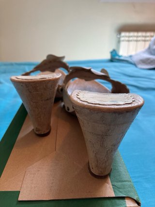 Sandalias Lujans blancas con flor