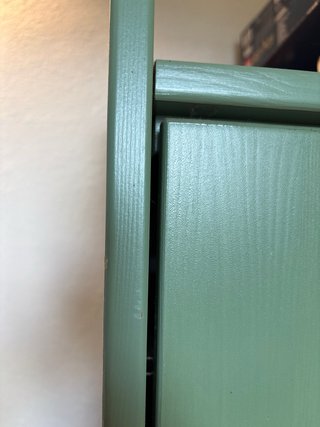 Armario de madera verde