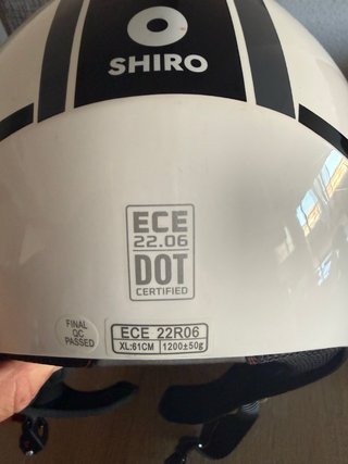 Casco SHIRO Talla XL con Intercomunicador v10