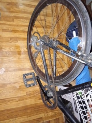 Bicicleta de carretera negra