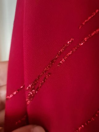 Alta Costura Espectacular Rojo/Granate M/L Sin uso