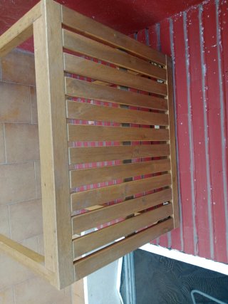 Mesa auxiliar madera Ikea