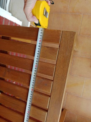Mesa auxiliar madera Ikea