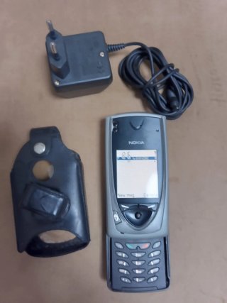 Nokia 7650 libre gris con funda y cargador