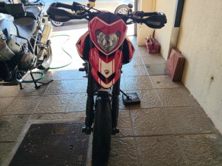 Ducati Hypermotard 1100 EVO SP
