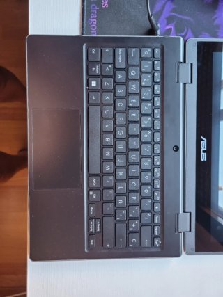Portátil ASUS NOTEBOOK para el lopez vicuña