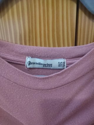 Camiseta manga larga rosa Stradivarius Talla XS