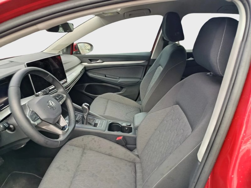 Volkswagen Golf 2025, foto 17