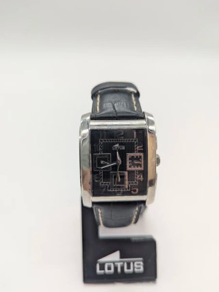 Reloj Lotus Negro y Plateado