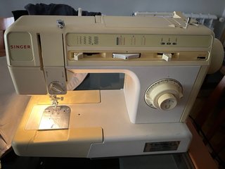 Máquina de coser Singer 9808C