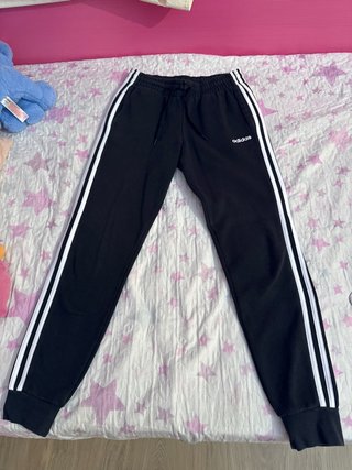 Pantalón chándal Adidas negro