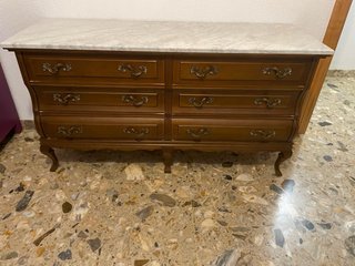 Juego de dormitorio: Cabecero, 2 mesitas, cómoda,