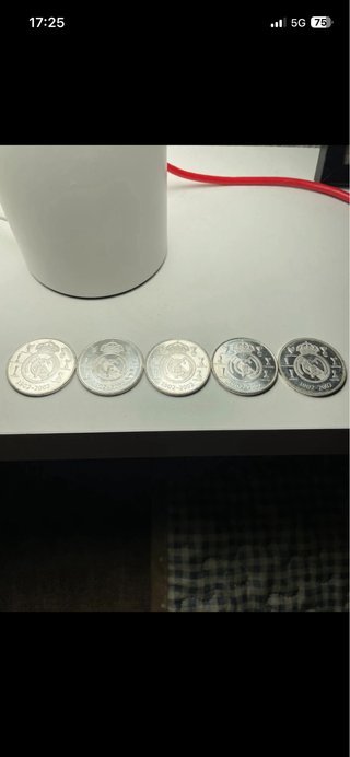 Lote 8 medallas Real Madrid Centenario 1902-2002