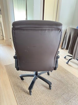 Sillón de oficina piel marrón